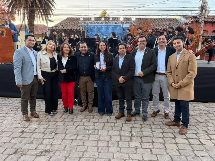 Empresa De La Provincia De Colchagua Recibio Medalla En El Aniversario 132 De Placilla 1