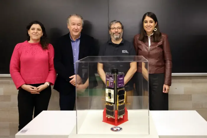 Suchai 4-Viviana Meruane, Francisco Martínez, Marcos Díaz, Romina Garrido Suchai 4-Viviana Meruane, Francisco Martínez, Marcos Díaz, Romina Garrido