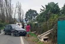 Choque Contra Poste Dejo Sin Energia A Vecinos De Zapallar Y Villa Julian Lozano En Curico