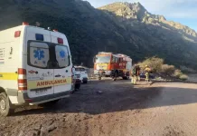 Menor Es Rescatado Tras Caer A Quebrada De Ocho Metros En El Sector Favio