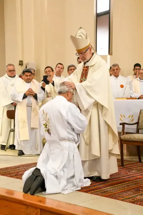 Molinense Hugo Carrasco Fue Ordenado Sacerdote En Emotiva Ceremonia Realizada En La Parroquia Nuestra Senora Del Transito Molinense Hugo Carrasco Fue Ordenado Sacerdote En Emotiva Ceremonia Realizada En La Parroquia Nuestra Senora Del Transito