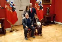 Presidente de la República y Primera Dama reciben en La Moneda a matrimonio de Nancagua que celebró 70 años de unión Presidente De La Republica Y Primera Dama Reciben En La Moneda A Matrimonio De Nancagua Que Celebro 70 Anos De Union