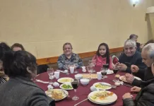 Cena Solidaria supera la meta y reúne fondos para apoyar a pacientes con cáncer en Curicó Cena Solidaria Supera La Meta Y Reune Fondos Para Apoyar A Pacientes Con Cancer En Curico