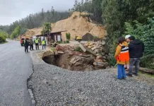Cierran acceso por el lado norte al Puente Cardenal Raúl Silva Henríquez por socavón en Constitución Cierran Acceso Por El Lado Norte Al Puente Cardenal Raul Silva Henriquez Por Socavon En Constitucion