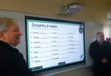 Curicó impulsa la innovación educativa con la instalación de pantallas interactivas en el Colegio El Boldo Curico Impulsa La Innovacion Educativa Con La Instalacion De Pantallas Interactivas En El Colegio El Boldo
