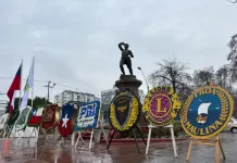 Destacan Multitudinaria Conmemoracion Del Dia De La Bandera En Curico Pese A La Lluvia