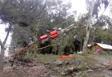 Fuertes vientos derriban torre de transmisión en el cerro Carlos Condell y dejan fuera del aire a varios medios de Curicó Fuertes Vientos Derriban Torre De Transmision En El Cerro Carlos Condell Y Dejan Fuera Del Aire A Varios Medios De Curico