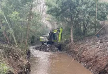 Municipio de Molina interviene el Estero Seco de Lontué para prevenir inundaciones ante la llegada de sistemas frontales Municipio De Molina Interviene El Estero Seco De Lontue Para Prevenir Inundaciones Ante La Llegada De Sistemas Frontales