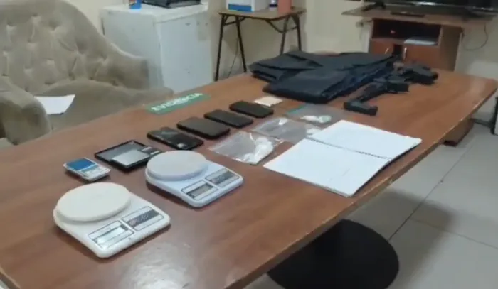 Siete Detenidos Tras Balacera En Mostazal Carabineros Incauto Armas Vehiculos Y Drogas 1 Siete Detenidos Tras Balacera En Mostazal Carabineros Incauto Armas Vehiculos Y Drogas 1
