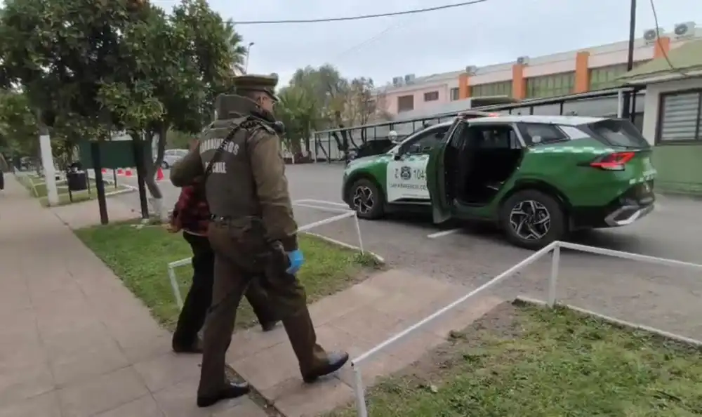 Carabinero De Franco Sorprende Y Detiene A Sujeto Tras Robo En Jardin Infantil De Curico 1