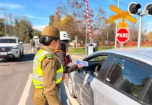 Carabineros, EFE y COGRID refuerzan prevención en cruces ferroviarios de Chimbarongo Carabineros Efe Y Cogrid Refuerzan Prevencion En Cruces Ferroviarios De Chimbarongo 2