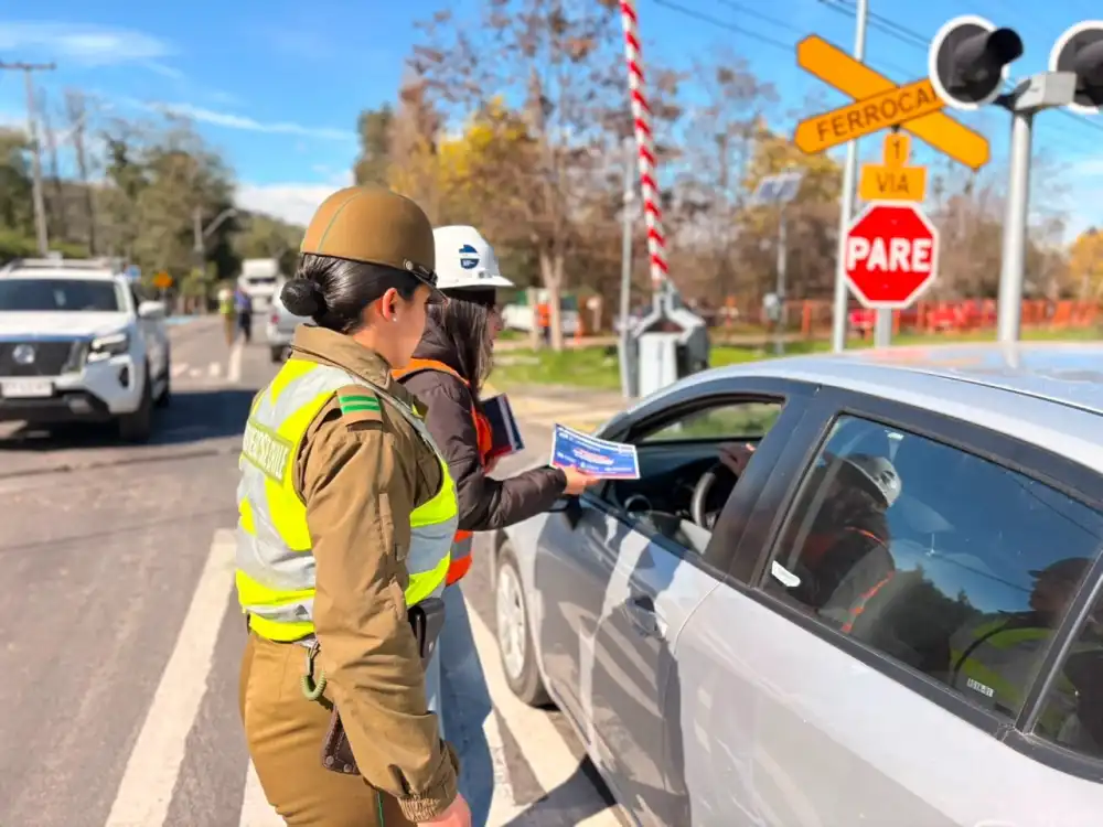Carabineros Efe Y Cogrid Refuerzan Prevencion En Cruces Ferroviarios De Chimbarongo 2