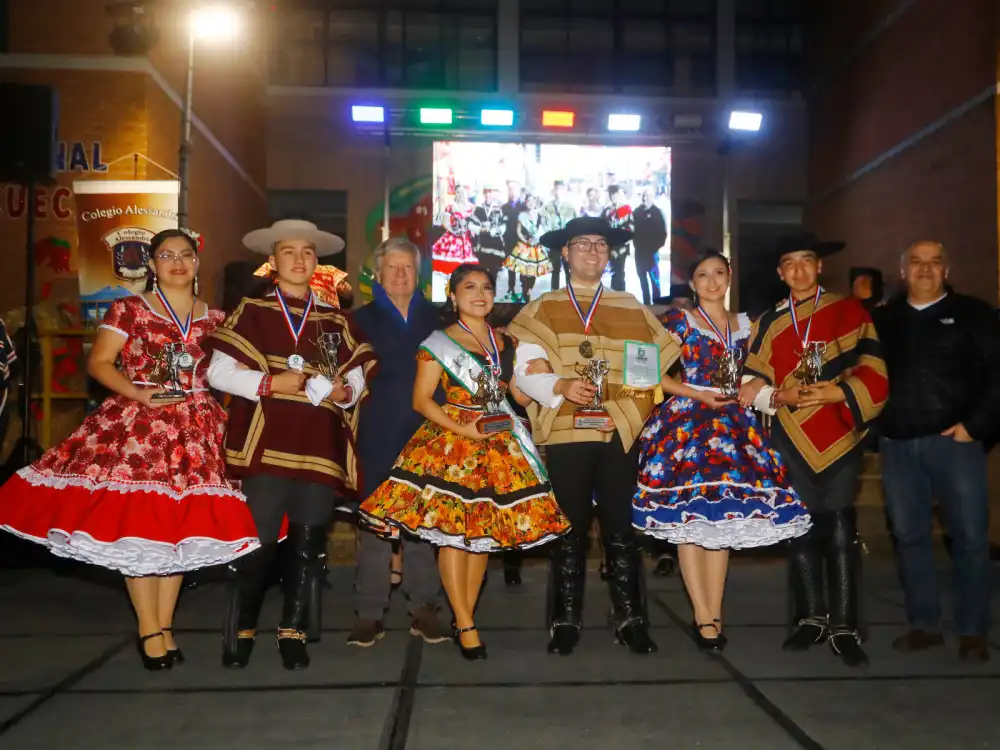 Curico Definio A Sus Representantes Para El Campeonato Regional De Cueca Escolar 2026