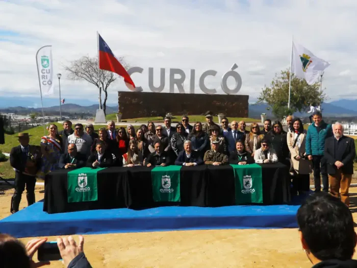 Curico Presenta Programacion De Fiestas Patrias Con Desfiles Fondas Y Actividades Durante Septiembre Curico Presenta Programacion De Fiestas Patrias Con Desfiles Fondas Y Actividades Durante Septiembre