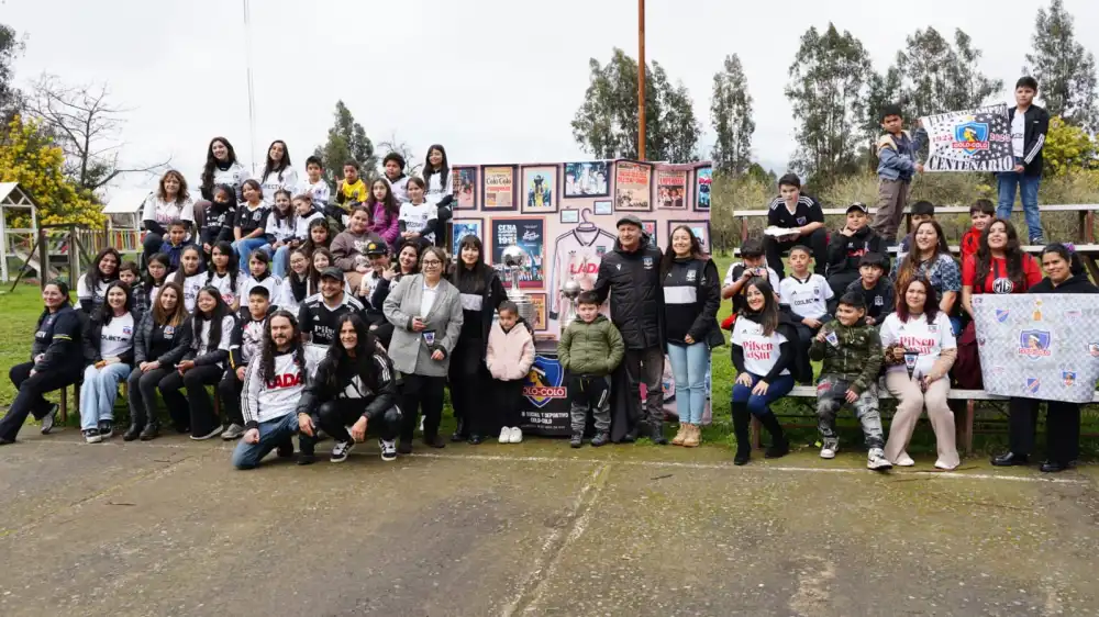 De Un Video Viral Al Monumental Alumnos De Escuela Rural De Molina Vivieron Jornada Junto A Colo Colo