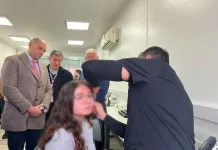 Doce Estudiantes Del Maule Reciben Ayudas Auditivas Para Apoyar Su Desarrollo Educativo