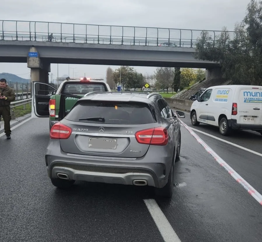 Dos Detenidos Tras Persecucion De Vehiculo Robado En La Ruta 5 Sur