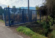 El Porton De La Discordia Cuestionan Cierre De Camino En Sector La Montana De Teno