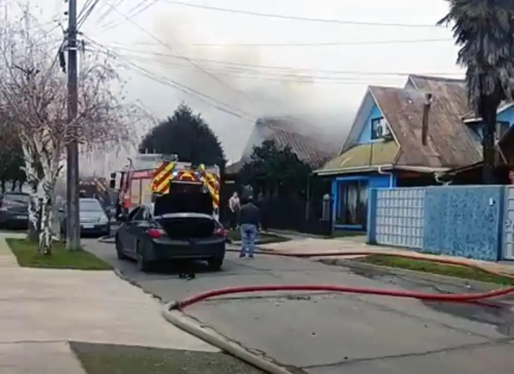 Incendio Afecto Vivienda En Villa Los Alpes De Teno