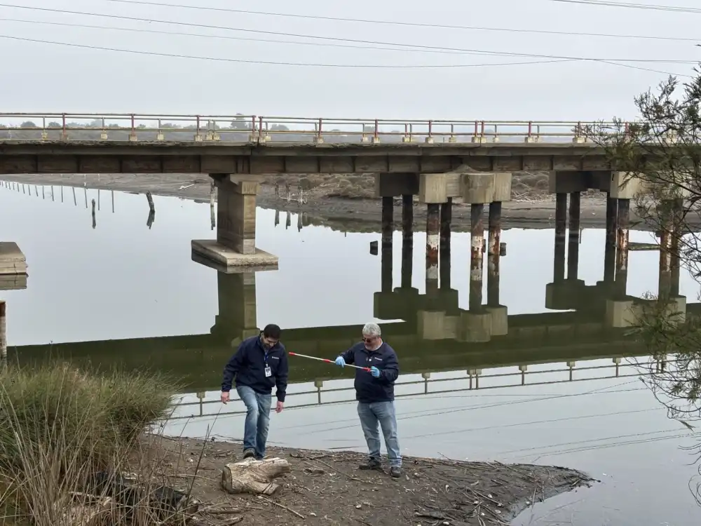 Investigadores De La Ucm Monitorean Durante Dos Anos El Estado Ecologico Del Lago Vichuquen