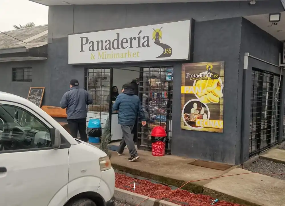 Millonario Robo Afecta A Locales Comerciales En Sector Las Canteras De Romeral