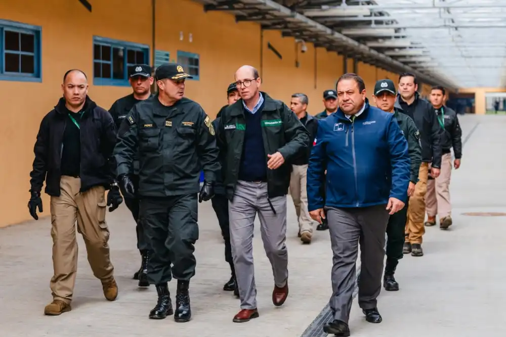 Ministro De Seguridad Inspecciono Avance Del Poblamiento Del Complejo Penitenciario La Laguna En Talca 1