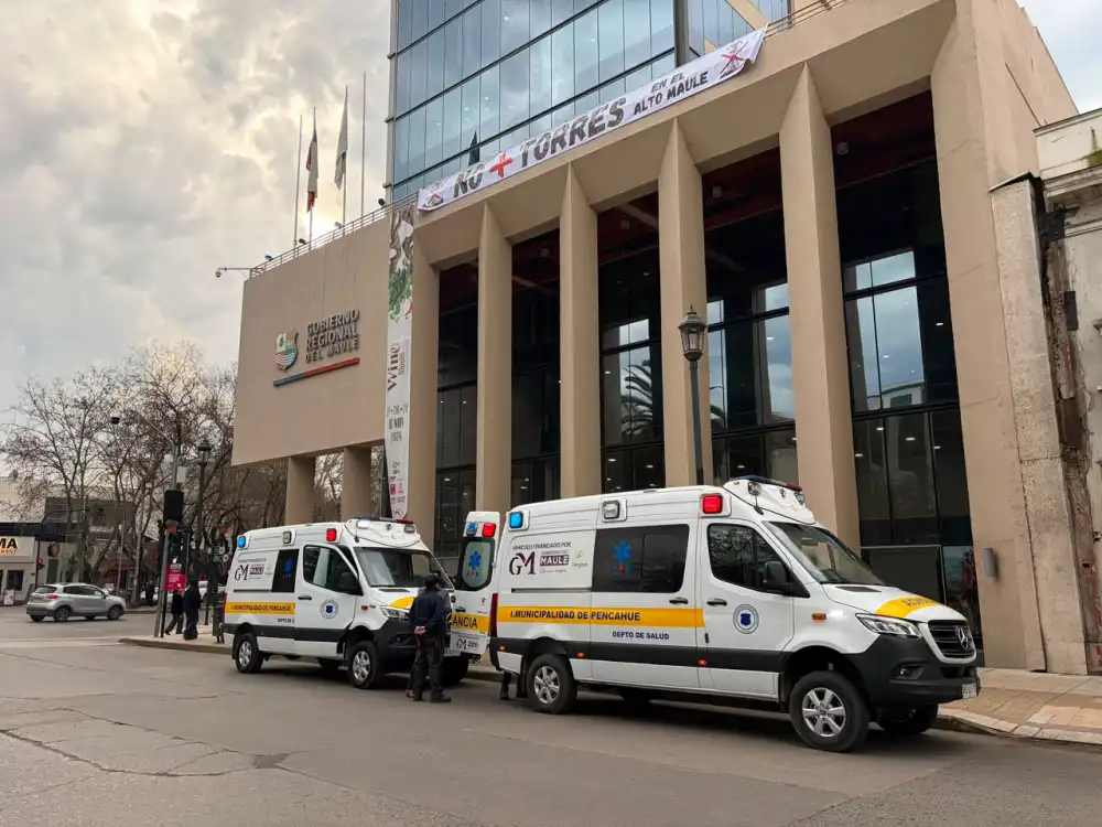 Pencahue Incorpora Dos Ambulancias 4x4 Para Reforzar Atencion Y Traslados En Sectores Rurales
