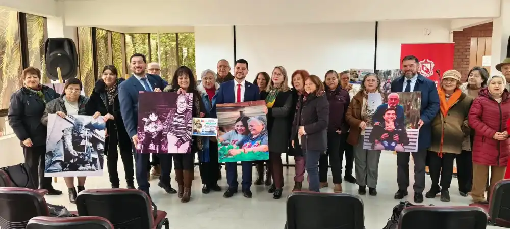 Personas Mayores Del Maule Podran Retratar Sus Historias En Concurso Fotografico Regional