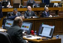 Senado aprueba la "megarreforma" y despacha proyecto tras intenso debate político Senado Aprueba La Megarreforma Y Despacha Proyecto Tras Intenso Debate Politico