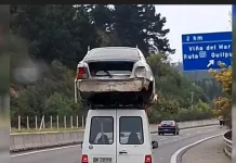 Solo Pasa En Chile Insolito Traslado De Un Automovil Sobre Otro Vehiculo Sorprende En La Ruta 68