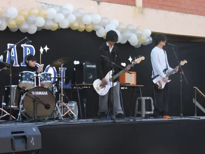 Zapallar Solidario Movilizo A Comunidad Educativa De Curico Con Actividades Dentro Y Fuera Del Establecimiento 1 Zapallar Solidario Movilizo A Comunidad Educativa De Curico Con Actividades Dentro Y Fuera Del Establecimiento 1