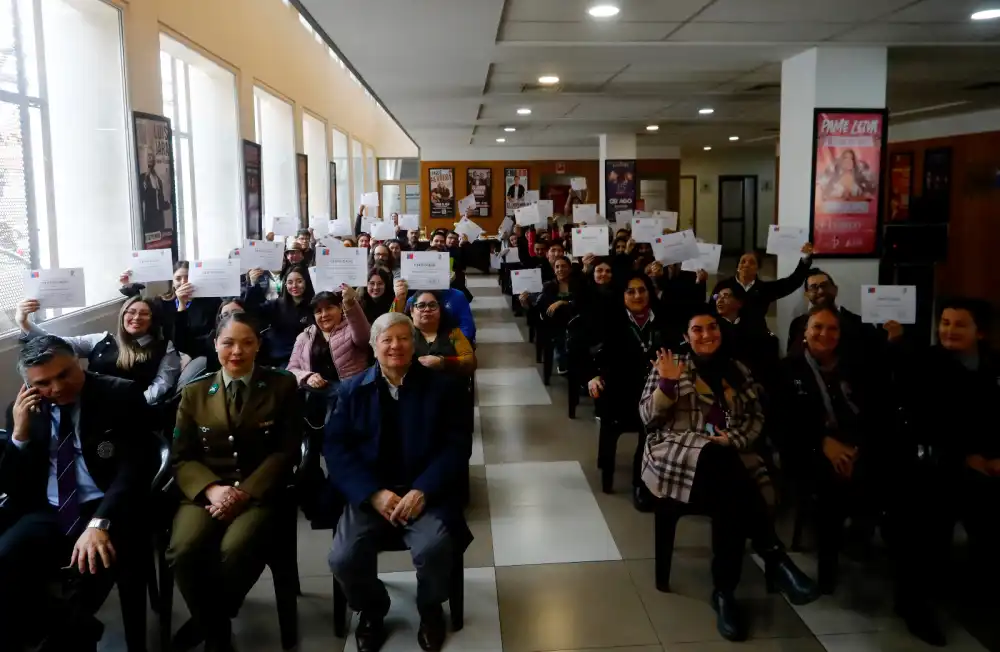57 Personas Se Certifican En Curico Para Fortalecer La Prevencion Comunitaria De Las Violencias De Genero