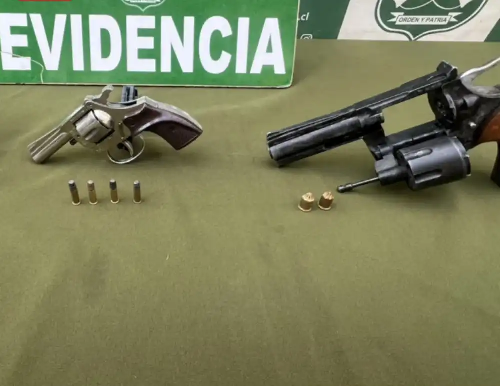 Carabineros Detiene A Dos Adolescentes Con Armas De Fuego Y Drogas En San Fernando