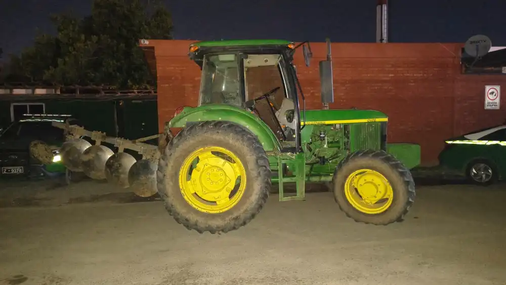 Carabineros Recupera Tractor Robado Durante Patrullaje En Rancagua Y Detiene A Conductor