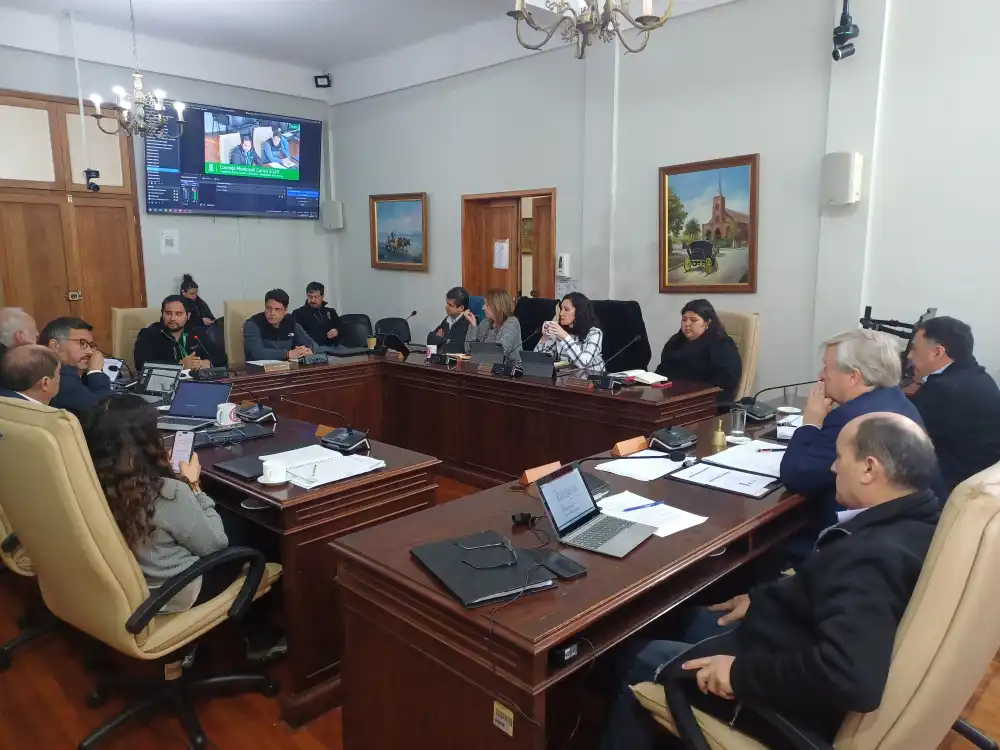 Concejo Municipal De Curico Aprueba Recursos Para Iniciativas Sociales Y Apoyo Al Deporte
