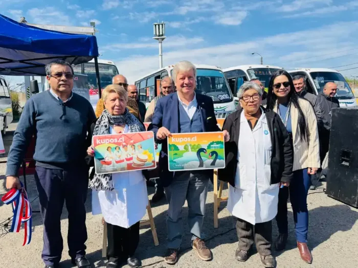 Curico Se Convierte En La Primera Comuna Del Maule En Implementar Pago Electronico Con Tarjeta En El Transporte Publico 1 Curico Se Convierte En La Primera Comuna Del Maule En Implementar Pago Electronico Con Tarjeta En El Transporte Publico 1