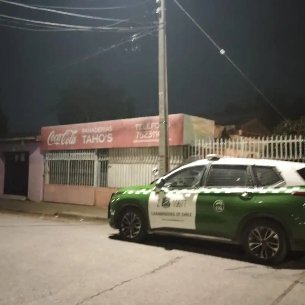 Dos Personas Son Detenidas Tras Procedimiento Por Robo En Establecimiento De Curico 1