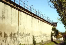Interno Intento Escapar Desde La Carcel De Talca Y Fue Recapturado Tras Caer Desde Altura