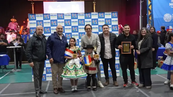 Molina Corona A Sus Campeones Escolares De Cueca Y Prepara Su Representacion Regional 1 Molina Corona A Sus Campeones Escolares De Cueca Y Prepara Su Representacion Regional 1