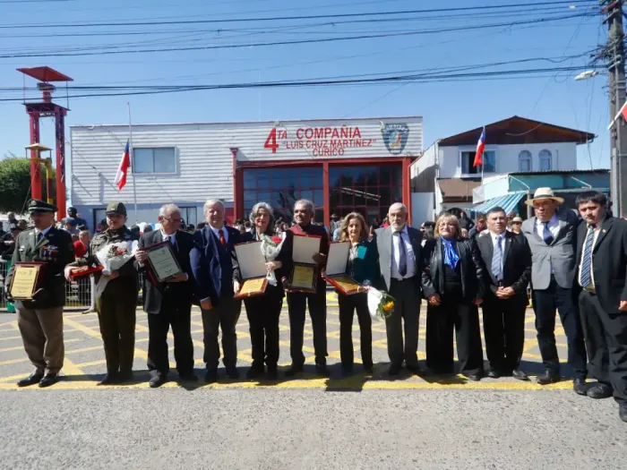 Tradicional Desfile Conmemoro Los 115 Anos De La Cuarta Compania De Bomberos Luis Cruz Martinez En Curico 1