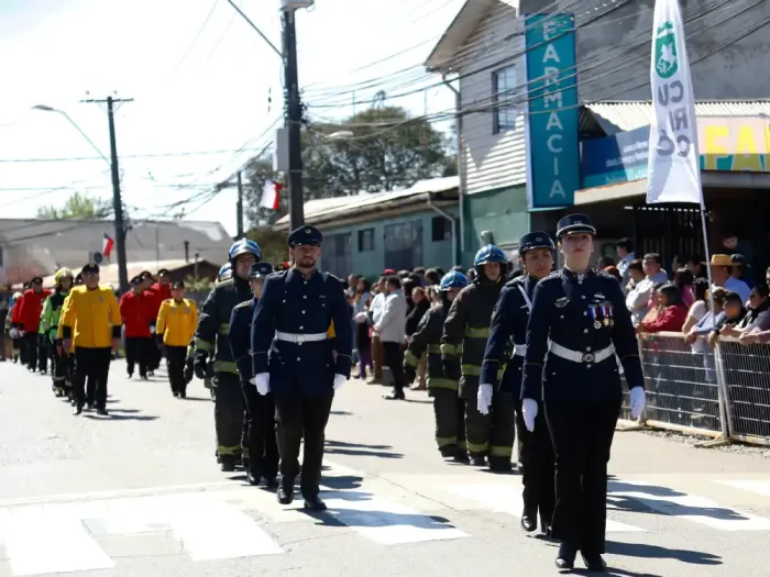 Tradicional Desfile Conmemoro Los 115 Anos De La Cuarta Compania De Bomberos Luis Cruz Martinez En Curico 3
